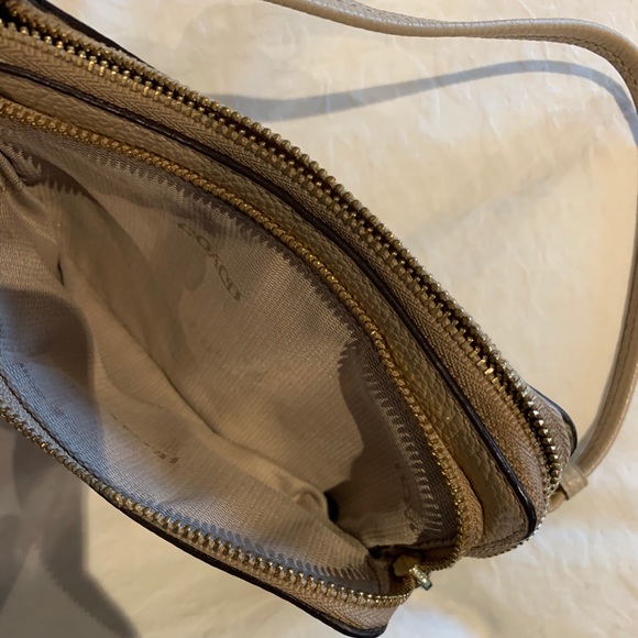 Nude Coach Zip-Up Coin Purse/Wristlet - Picture 3 of 4